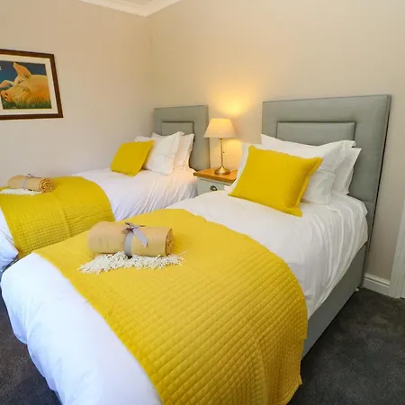 Holiday home The Sycamores