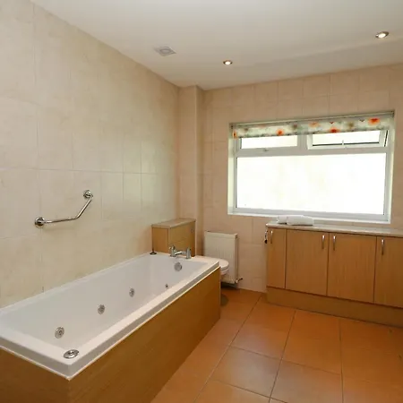 Holiday home The Sycamores