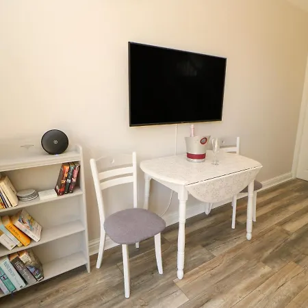 Holiday home The Sycamores *